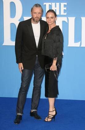 Stella McCartney und ihr Ehemann Alasdhair Willis bei der The Beatles: Eight Days a Week - The Touring Years Film Premiere am 15.09.2016 in London The Beatles: Eight Days a Week - The Touring Years World Premiere in London, 2016 