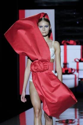 September 16, 2016 - Madrid, Madrid, Spain - A models walks during Andres Sarda Fashion Show at Madrid Fashion Week Spring Summer 2017 18 at Ifema, on September 16, 2016, in Madrid, Spain. Madrid Spain  - ZUMAn230