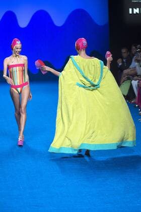 Madrid Fashion Week - Agatha Ruiz de la Prada show Model bei der Agatha Ruiz de la Prada Fashion Show auf der Mercedes-Benz Fashion Week Madrid Spring Summer 2017. Madrid, 16.09.2016 Agatha Ruiz de la Prada Model  Foto:xDyDxFotografosx xFuturexImage