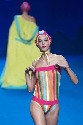 Madrid Fashion Week - Agatha Ruiz de la Prada show Model bei der Agatha Ruiz de la Prada Fashion Show auf der Mercedes-Benz Fashion Week Madrid Spring Summer 2017. Madrid, 16.09.2016 Agatha Ruiz de la Prada Model  Foto:xDyDxFotografosx xFuturexImage