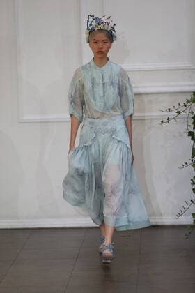 . 16 09 2016. London, United Kingdom. Bora Aksu show at London Fashion Week Spring Summer 2017.  xStephenxLockx xi-Imagesx IIM-13458-0017