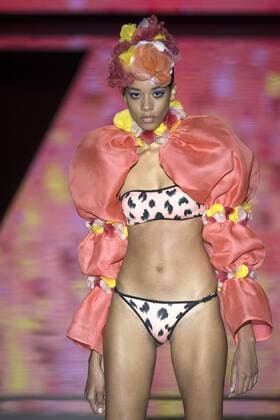 Model bei der Andres Sarda Fashion Show auf der Mercedes-Benz Fashion Week Madrid Spring Summer 2017. Madrid, 16.09.2016 Andres Sarda Model  Foto:xDyDxFotografosx xFuturexImage