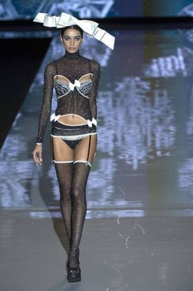 Joana Sanz bei der Andres Sarda Fashion Show auf der Mercedes-Benz Fashion Week Madrid Spring Summer 2017. Madrid, 16.09.2016 Joana Sanz  Foto:xDyDxFotografosx xFuturexImage