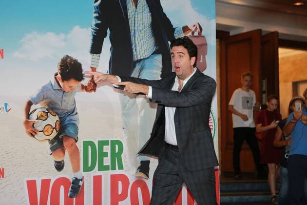 Berlin: Cinema Premiere Der Vollposten Cinema Premiere Der Vollposten in the Delphi Filmpalast in Berlin Kantstrasse. Release date is September 22, 2016. The photo shows the actor Bastian Pastewka  SimonexKuhlmey