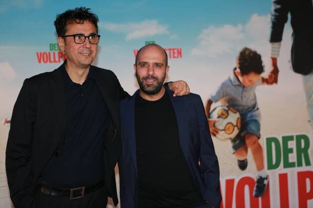 Berlin: Cinema Premiere Der Vollposten Cinema Premiere Der Vollposten in the Delphi Filmpalast in Berlin Kantstrasse. Release date is September 22, 2016. The photo shows the actor Checco Zalone and Regisseur Gennaro Nunziante  SimonexKuhlmey