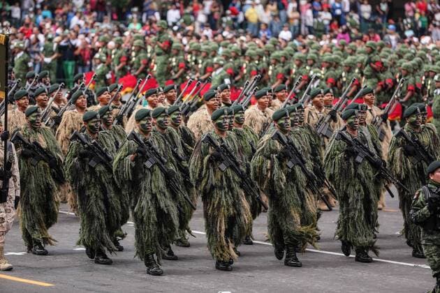 Members of the Mexican Armed Forces parade to mark the Mexican Independence Day in Mexico City, Mexico, 16 September 2016. Mexico marks Independence Day !ACHTUNG: NUR REDAKTIONELLE NUTZUNG!  MEX64 20160916-636096644875898635