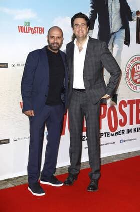 Checco Zalone und Bastian Pastewka bei der Premiere des Kinofilms Der Vollposten Quo vado? im Delphi Filmpalast. Berlin, 16.09.2016 Foto:xS.xGabschx xFuturexImage