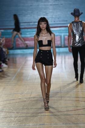 . 17 09 2016. London, United Kingdom. Julien Macdonald show at London Fashion Week Spring Summer 2017.  xStephenxLockx xi-Imagesx IIM-13463-0033