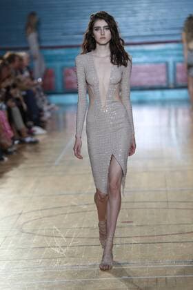 . 17 09 2016. London, United Kingdom. Julien Macdonald show at London Fashion Week Spring Summer 2017.  xStephenxLockx xi-Imagesx IIM-13463-0035