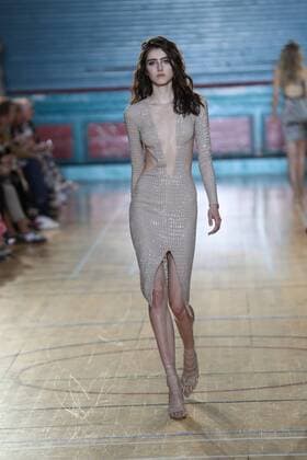 . 17 09 2016. London, United Kingdom. Julien Macdonald show at London Fashion Week Spring Summer 2017.  xStephenxLockx xi-Imagesx IIM-13463-0037