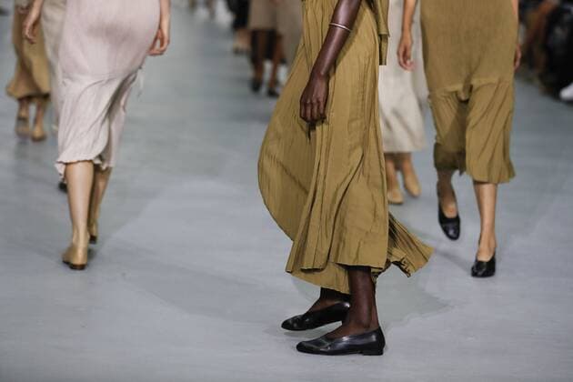 (160917) -- LONDON, Sept. 17, 2016 -- Photo taken on Sept. 17, 2016 shows details of the shoes of the models at the Barbara Casasola show during London Fashion Week Spring Summer collections 2017 in London, Britain. ) (lrz) BRITAIN-LONDON-LONDON FASHION WEEK-BARBARA CASASOLA HanxYan 