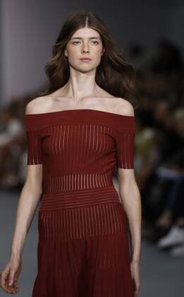 (160917) -- LONDON, Sept. 17, 2016 -- A model presents a creation at the Barbara Casasola show during London Fashion Week Spring Summer collections 2017 in London, Britain on Sept. 17, 2016. ) (lrz) BRITAIN-LONDON-LONDON FASHION WEEK-BARBARA CASASOLA HanxYan 