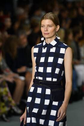 UK: LFW Jasper Conran collection A Model walks the Jasper Conran Spring Summer 17 Collection runway show during London Fashion Week. FOR EDITORIAL USE ONLY.Pacific Press Agency  HughxPeterswald