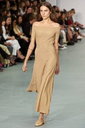 September 17, 2016 - London, England, United Kingdom - A Model presents creations by designer Barbara Casasola during the 2017 Spring Summer catwalk show at London Fashion Week in London on September 17, 2016. London United Kingdom  - ZUMAn230