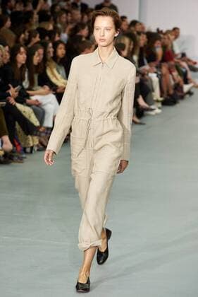 September 17, 2016 - London, England, United Kingdom - A Model presents creations by designer Barbara Casasola during the 2017 Spring Summer catwalk show at London Fashion Week in London on September 17, 2016. London United Kingdom  - ZUMAn230