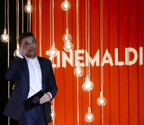 US actor Ethan Hawke is seen before receiving the Donostia award in recognition to his career during the 64th edition of the San Sebastian International Film Festival in San Sebastian, northern Spain, 17 September 2016. The festival will run from 16 to 24 September 2016. SAN SEBASTIAN INTERNATIONAL FILM FESTIVAL !ACHTUNG: NUR REDAKTIONELLE NUTZUNG!  GRA506 20160918-636097968211510880
