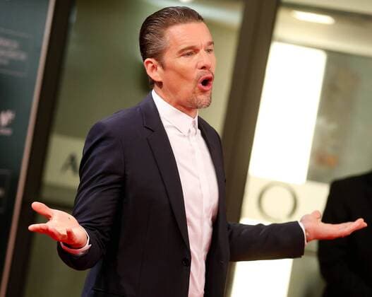 US actor Ethan Hawke is seen before receiving the Donostia award in recognition to his career during the 64th edition of the San Sebastian International Film Festival in San Sebastian, northern Spain, 17 September 2016. The festival will run from 16 to 24 September 2016. SAN SEBASTIAN INTERNATIONAL FILM FESTIVAL !ACHTUNG: NUR REDAKTIONELLE NUTZUNG!  GRA506 20160918-636097968264238204