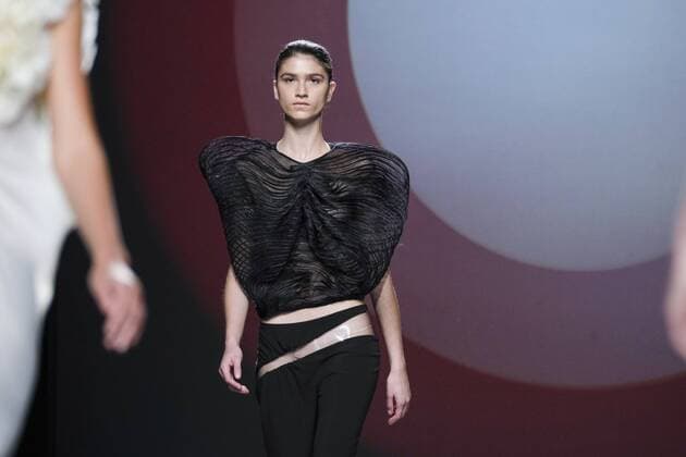 September 18, 2016 - Madrid, Madrid, Spain - A model walks on the runway at the Amaya Arzuaga Fashion Show at Madrid Fashion Week Spring Summer 2017 18 at Ifema, on September 18, 2016, in Madrid, Spain Madrid Spain  - ZUMAn230