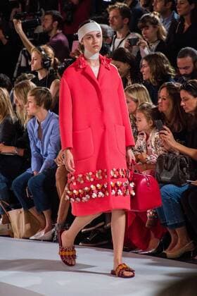 UK: Anya Hindmarsh The Anya Hindmarsh Spring Summer 2017 collection runway show during London Fashion Week in United Kingdom.  HughxPeterswald
