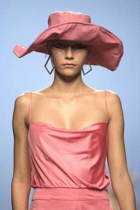 Model bei der Maria Escote Fashion Show auf der Mercedes-Benz Fashion Week Madrid Spring Summer 2017. Madrid, 18.09.2016 Maria Escote Model  Foto:xDyDxFotografosx xFuturexImage