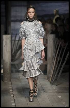 . 19 09 2016. London, United Kingdom. Erdem show at London Fashion Week for Spring Summer 2017.  xStephenxLockx xi-Imagesx IIM-13469-0018