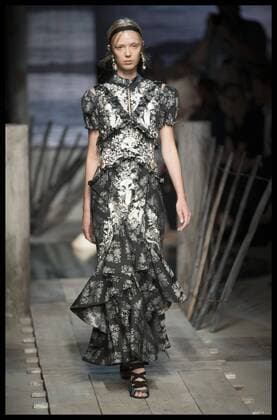 . 19 09 2016. London, United Kingdom. Erdem show at London Fashion Week for Spring Summer 2017.  xStephenxLockx xi-Imagesx IIM-13469-0019