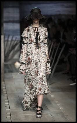 . 19 09 2016. London, United Kingdom. Erdem show at London Fashion Week for Spring Summer 2017.  xStephenxLockx xi-Imagesx IIM-13469-0021