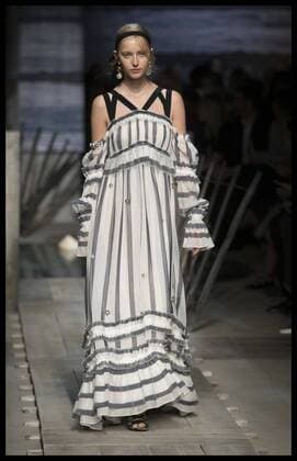 . 19 09 2016. London, United Kingdom. Erdem show at London Fashion Week for Spring Summer 2017.  xStephenxLockx xi-Imagesx IIM-13469-0023