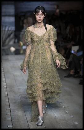 . 19 09 2016. London, United Kingdom. Erdem show at London Fashion Week for Spring Summer 2017.  xStephenxLockx xi-Imagesx IIM-13469-0030