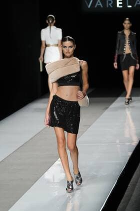 September 19, 2016 - Madrid, Madrid, Spain - A model walks on the runway at the Felipe Varela show during Mercedes-Benz Fashion Week Madrid Spring Summer 2017 at Ifema on September 19, 2016 in Madrid, Spain. Madrid Spain  - ZUMAn230