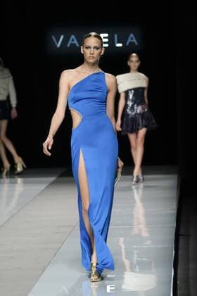 September 19, 2016 - Madrid, Madrid, Spain - A model walks on the runway at the Felipe Varela show during Mercedes-Benz Fashion Week Madrid Spring Summer 2017 at Ifema on September 19, 2016 in Madrid, Spain. Madrid Spain  - ZUMAn230