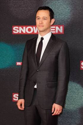 Joseph Gordon-Levitt bei der Snowden Filmpremiere am 19.09.2016 in München Snowden Kino Premiere in Muenchen 2016 