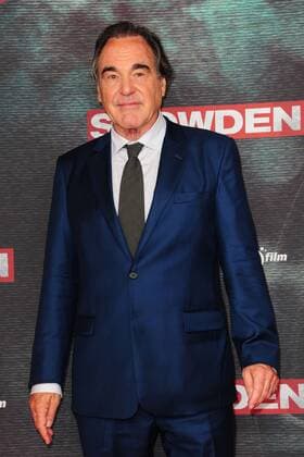 Oliver Stone bei der Snowden Filmpremiere am 19.09.2016 in München Snowden Kino Premiere in Muenchen 2016 
