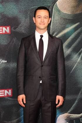 Joseph Gordon-Levitt bei der Snowden Filmpremiere am 19.09.2016 in München Snowden Kino Premiere in Muenchen 2016 