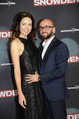 Nina Podolska mit Begleitung Premiere Snowden Film, Fernsehen Universum Film Mathäser Palast München 19. September 2016