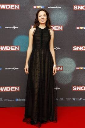 Nina Podolska bei der Europapremiere des Kinofilms Snowden im Mathäser Filmpalast. München, 19.09.2016 Foto:xD.xBedrosianx xFuturexImage