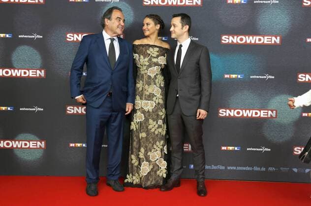 Oliver Stone, Shailene Woodley und Joseph Gordon-Levitt bei der Europapremiere des Kinofilms Snowden im Mathäser Filmpalast. München, 19.09.2016 Foto:xD.xBedrosianx xFuturexImage