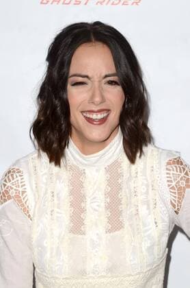 LOS ANGELES - SEP 19: Chloe Bennet at the Agents Of SHIELD Season 4 Premiere at the Pacific Theater at The Grove on September 19, 2016 in Los Angeles, CA  Copyright: xHPAx