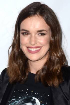 LOS ANGELES - SEP 19: Elizabeth Henstridge at the Agents Of SHIELD Season 4 Premiere at the Pacific Theater at The Grove on September 19, 2016 in Los Angeles, CA  Copyright: xHPAx