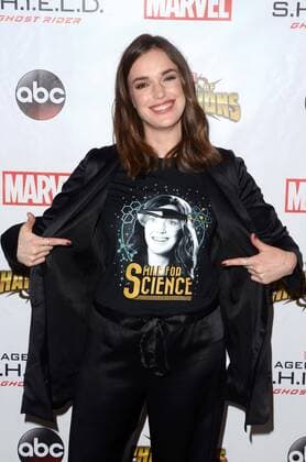 LOS ANGELES - SEP 19: Elizabeth Henstridge at the Agents Of SHIELD Season 4 Premiere at the Pacific Theater at The Grove on September 19, 2016 in Los Angeles, CA  Copyright: xHPAx