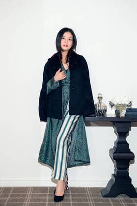 LONDON, ENGLAND - SEPTEMBER 19: Vicki Zhao wearing Burberry at the Burberry September 2016 show during London Fashion Week SS17 at Makers House on September 19, 2016 in London, England.  CFP492356172