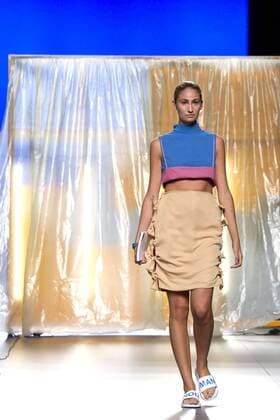 Model bei der Nouman Fashion Show auf der Mercedes-Benz Fashion Week Madrid Spring Summer 2017. Madrid, 20.09.2016 Nouman Model  Foto:xDyDxFotografosx xFuturexImage