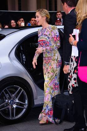 . 20 09 2016. Odeon, Leicester Square, London, United Kingdom. Emily Blunt arrives at The Girl On The Train World Premiere.  xChrisxJosephx xi-Imagesx IIM-13479-0006