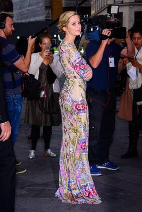 . 20 09 2016. Odeon, Leicester Square, London, United Kingdom. Emily Blunt arrives at The Girl On The Train World Premiere.  xChrisxJosephx xi-Imagesx IIM-13479-0012