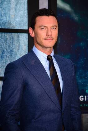 . 20 09 2016. Odeon, Leicester Square, London, United Kingdom. Luke Evans arrives at The Girl On The Train World Premiere.  xChrisxJosephx xi-Imagesx IIM-13479-0030
