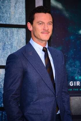 . 20 09 2016. Odeon, Leicester Square, London, United Kingdom. Luke Evans arrives at The Girl On The Train World Premiere.  xChrisxJosephx xi-Imagesx IIM-13479-0031