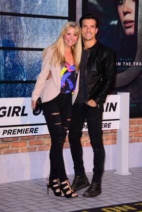 . 20 09 2016. Odeon, Leicester Square, London, United Kingdom. Danny Mac and Carly Stenson arrive at The Girl On The Train World Premiere.  xChrisxJosephx xi-Imagesx IIM-13479-0083