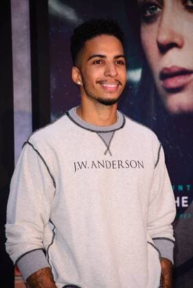 . 20 09 2016. Odeon, Leicester Square, London, United Kingdom.Guest arrives at The Girl On The Train World Premiere.  xChrisxJosephx xi-Imagesx IIM-13479-0140