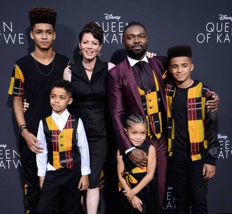 Cast member David Oyelowo and his wife Jessica Oyelowo attend the premiere of the motion picture biographical sport drama Queen of Katwe with their children at the El Capitan Theatre in the Hollywood section of Los Angeles on September 20, 2016.  LAP2016092040 JIMxRUYMEN