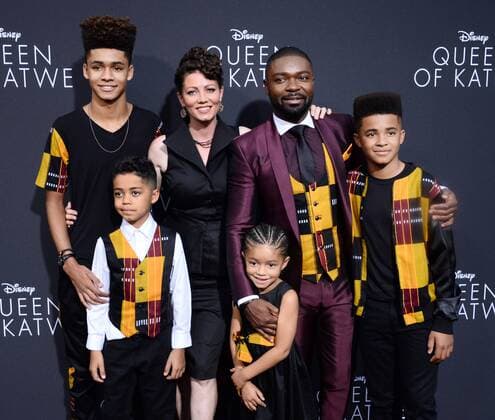 Cast member David Oyelowo and his wife Jessica Oyelowo attend the premiere of the motion picture biographical sport drama Queen of Katwe with their children at the El Capitan Theatre in the Hollywood section of Los Angeles on September 20, 2016.  LAP2016092041 JIMxRUYMEN